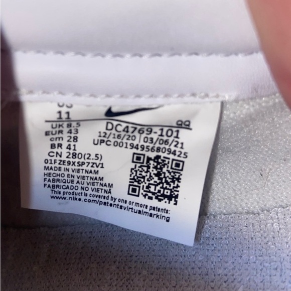 NIKE BLAZERS - Picture 6 of 7